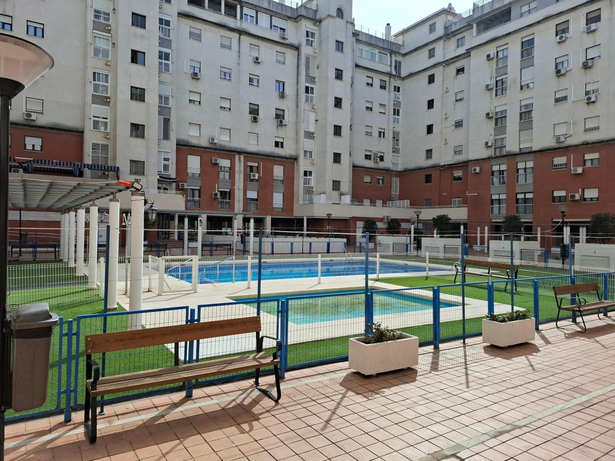 Habitacion Particular Con Bano Privado Севилья Экстерьер фото